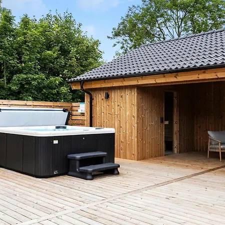 Semesterbostad Amazing Home In Saeby With Sauna Sæby
