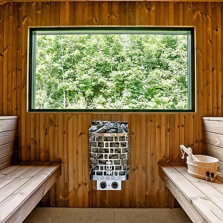 Amazing In With Sauna *