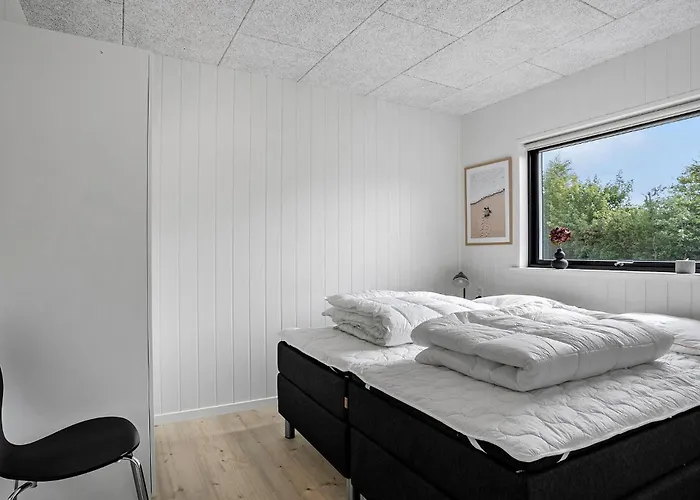 Pet Friendly In With Sauna Сasa de vacaciones Sæby